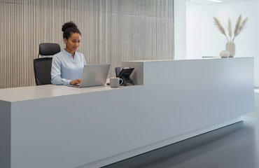 ACTIVIDADES ADMINISTRATIVAS EN LA RELACIÓN CON EL CLIENTE (Bilbao) - Desempleados/as