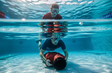 ACTIVIDADES DE NATACIÓN (Vitoria-Gasteiz) - Desempleados/as